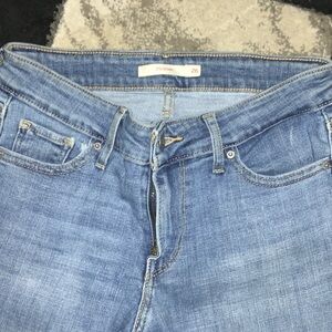 Levi's High Rise Light Blue Jeans